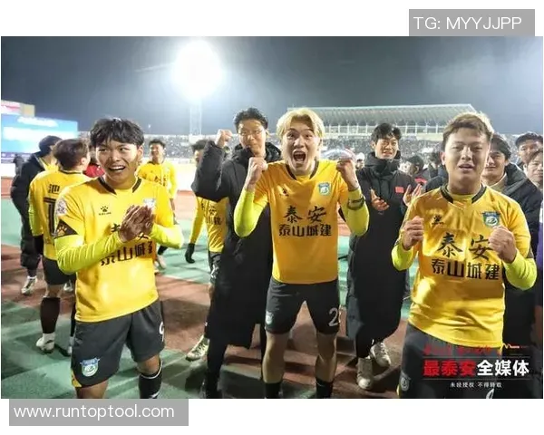 广东队大胜广厦，杜锋收两大惊喜，徐昕统治内线，徐杰碾压胡明轩